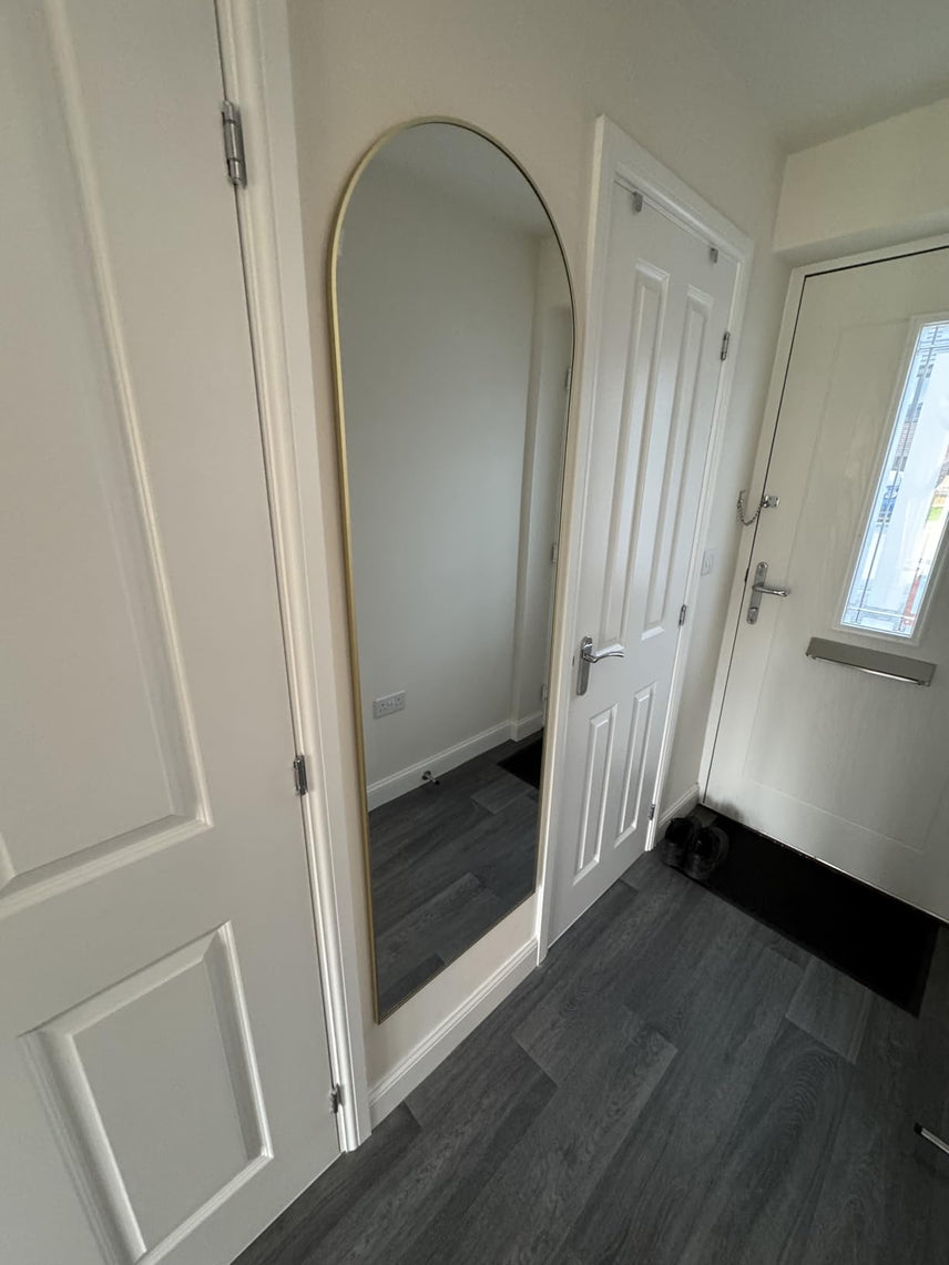 Review by Hannah Gascoigne